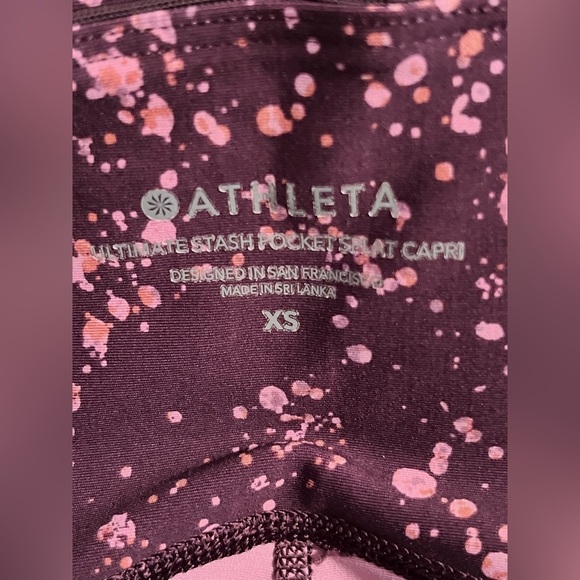 Athleta Ultimate Stash Pocket Splat Capri - Picture 5 of 5